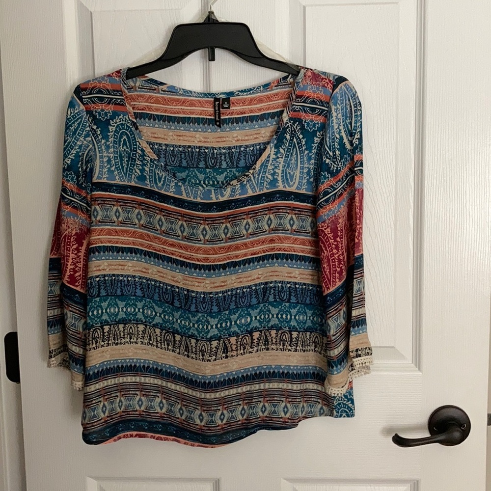 Colorful blouse - Picture 1 of 2